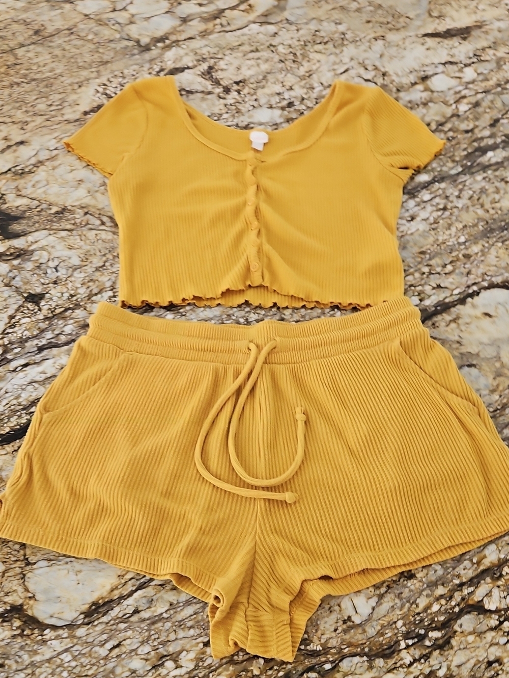 Colsie Mustard Ribbed Knit Crop Top Matching Shorts Size M